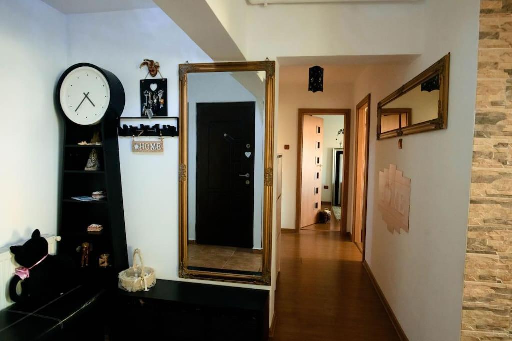 Apartament Lux Crialy - 75 M2 - Free Parking Timisoara Ngoại thất bức ảnh