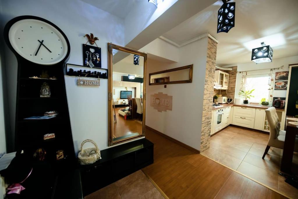 Apartament Lux Crialy - 75 M2 - Free Parking Timisoara Ngoại thất bức ảnh