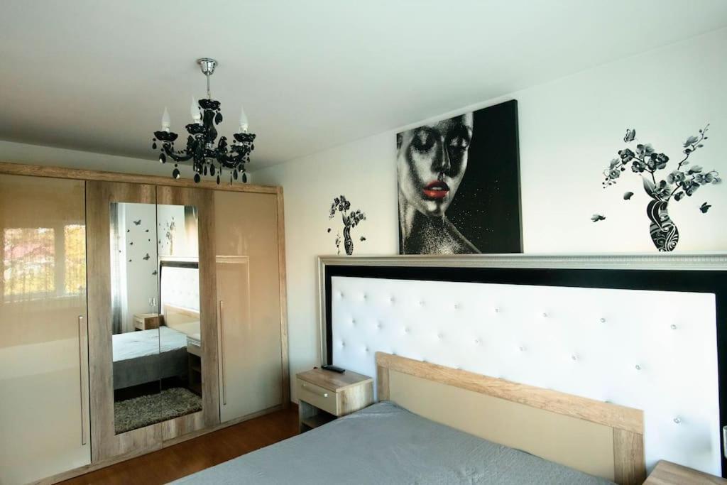 Apartament Lux Crialy - 75 M2 - Free Parking Timisoara Ngoại thất bức ảnh